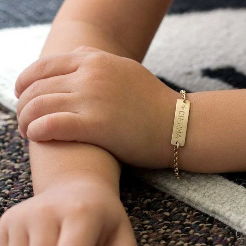 EngraveMe Baby GoldBracelet